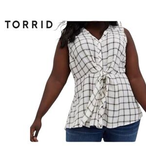 Torrid Peplum Georgette Tie-Front Blouse Size 1
